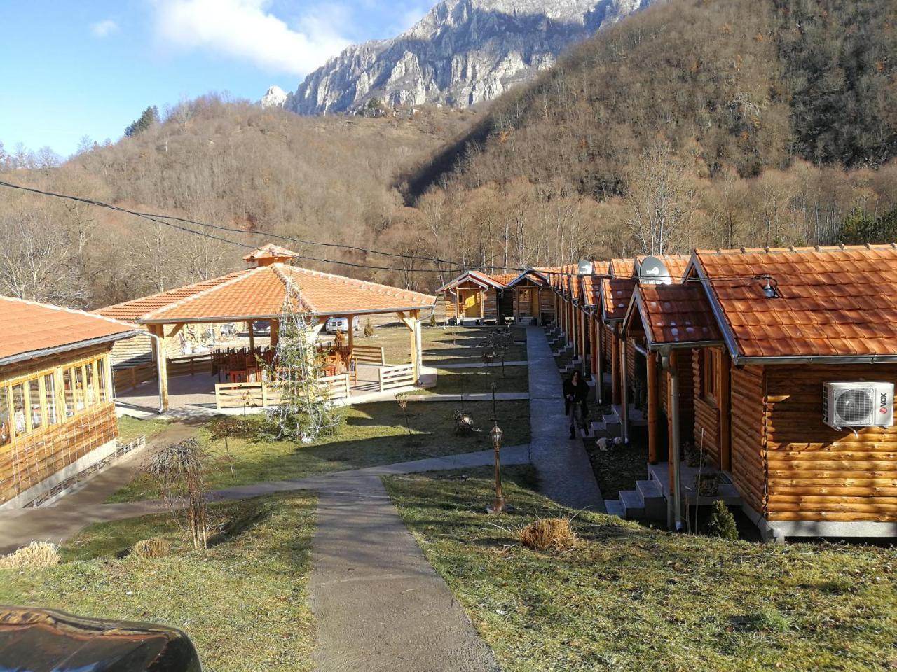 Hotel Juzni Vetar Trnski Odorovci Exterior foto